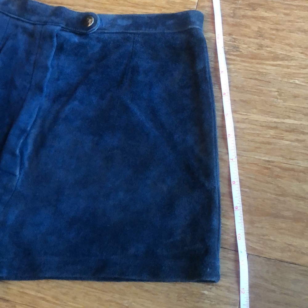Vintage suede leather shorts - Picture 4 of 4